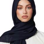 حجاب كحلي سادة ناعم للنساء